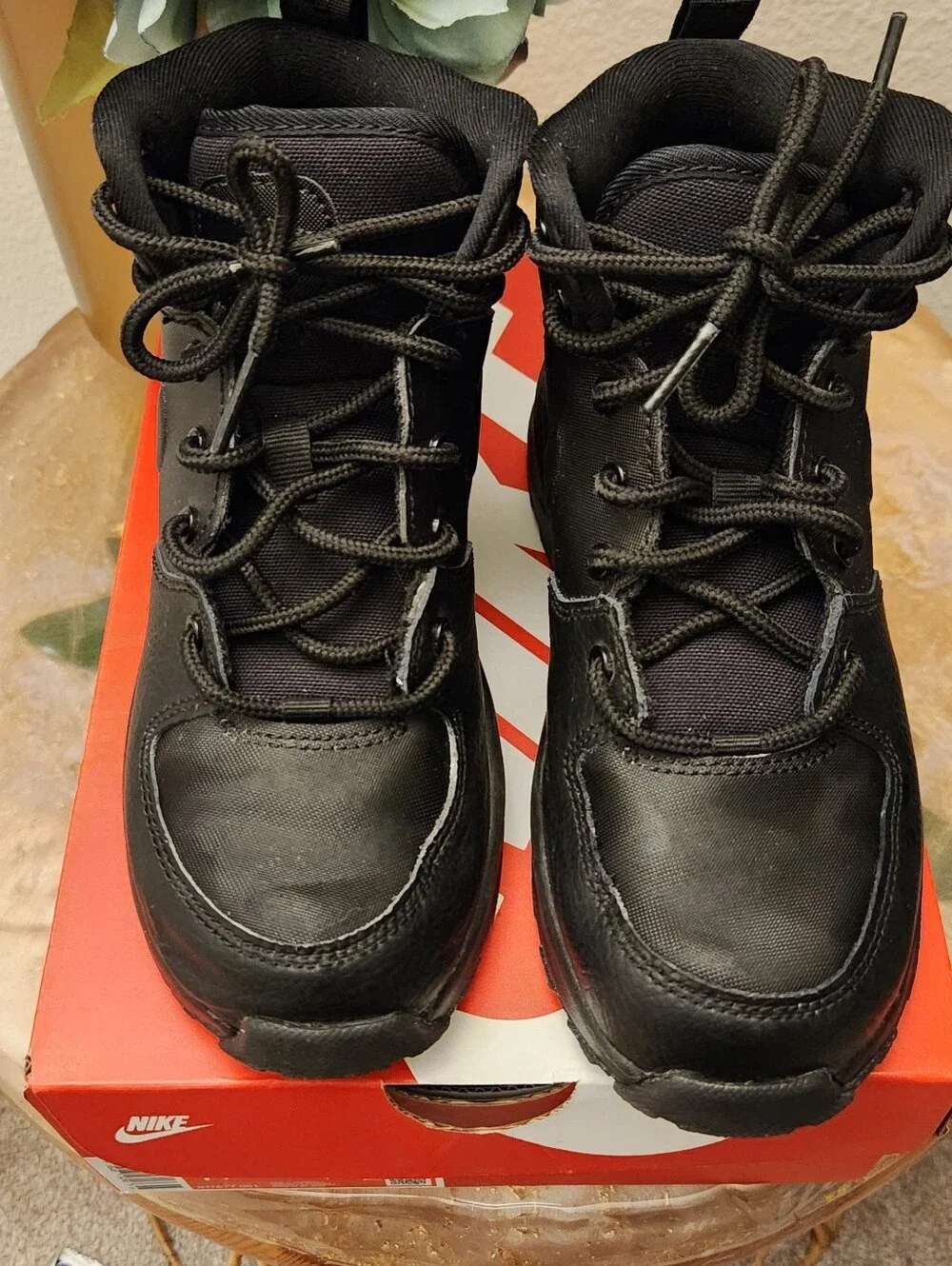 Nike all black